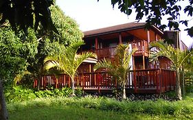 Monzi Safari Lodge